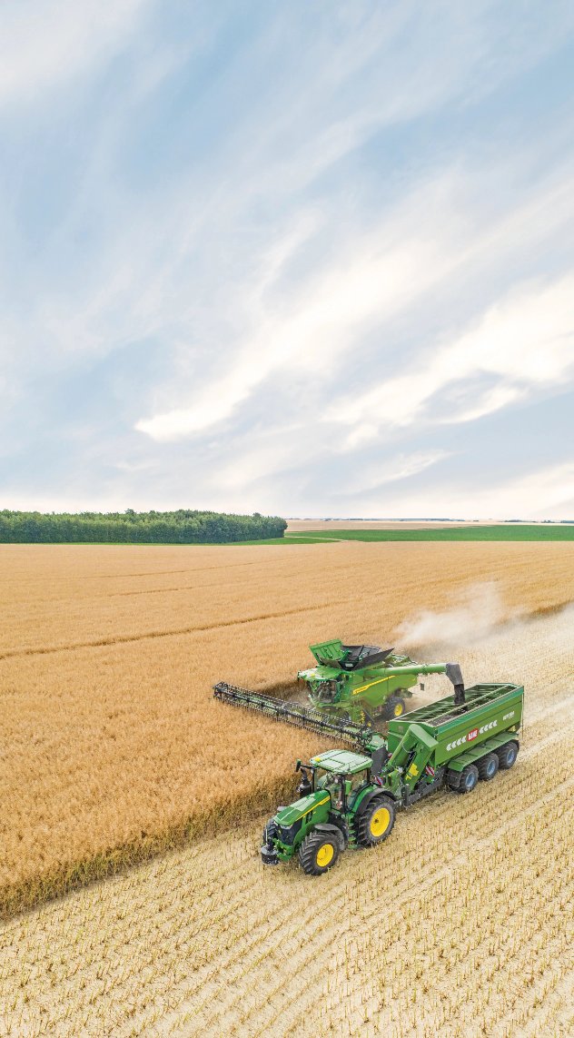 john deere tractor in field